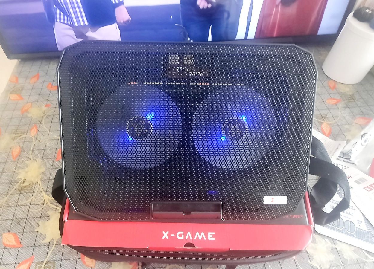 Подставка(вентелятор) для ноутбука  X Game X6, в отличном сост. 5500т