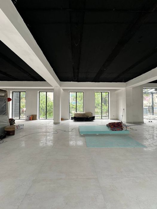 Продается отдельно стоящее здание 4 сотки 1826м2 на Гинке / Ляби хаус