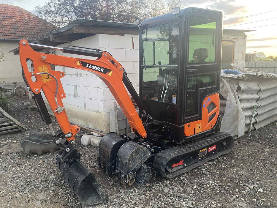 Escavator Lubeck W183 nou 1,8t cuplaj rapid picon,3cupe garanție 2 ani