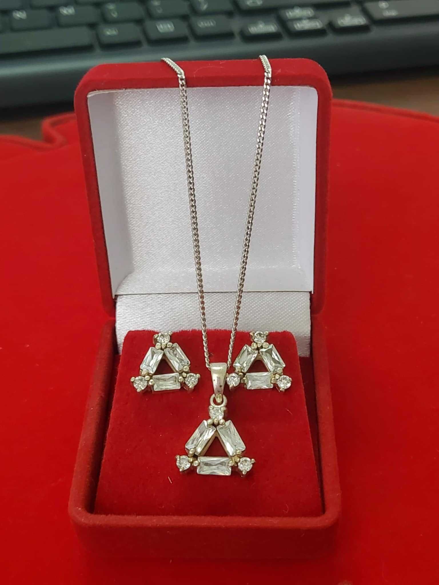 AG116,set argint 925, nou/marcat, 3 piese solide, zirconiu alb,superb