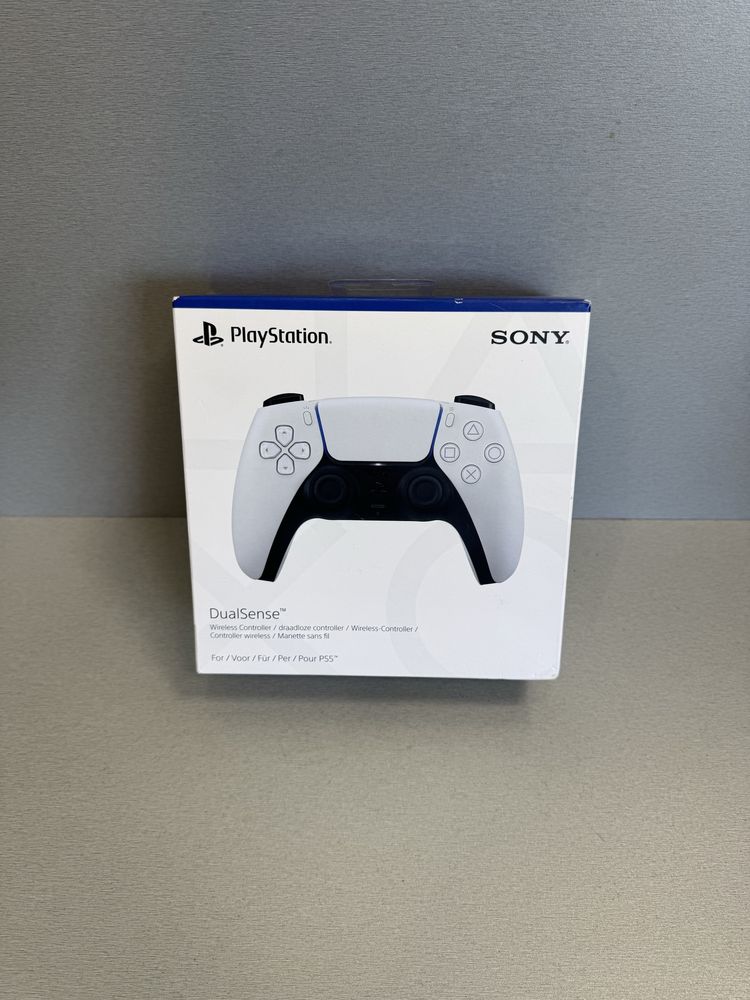 Продавам нов DualSense PS5