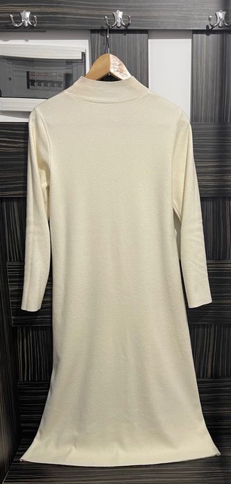 Платье отличного качества