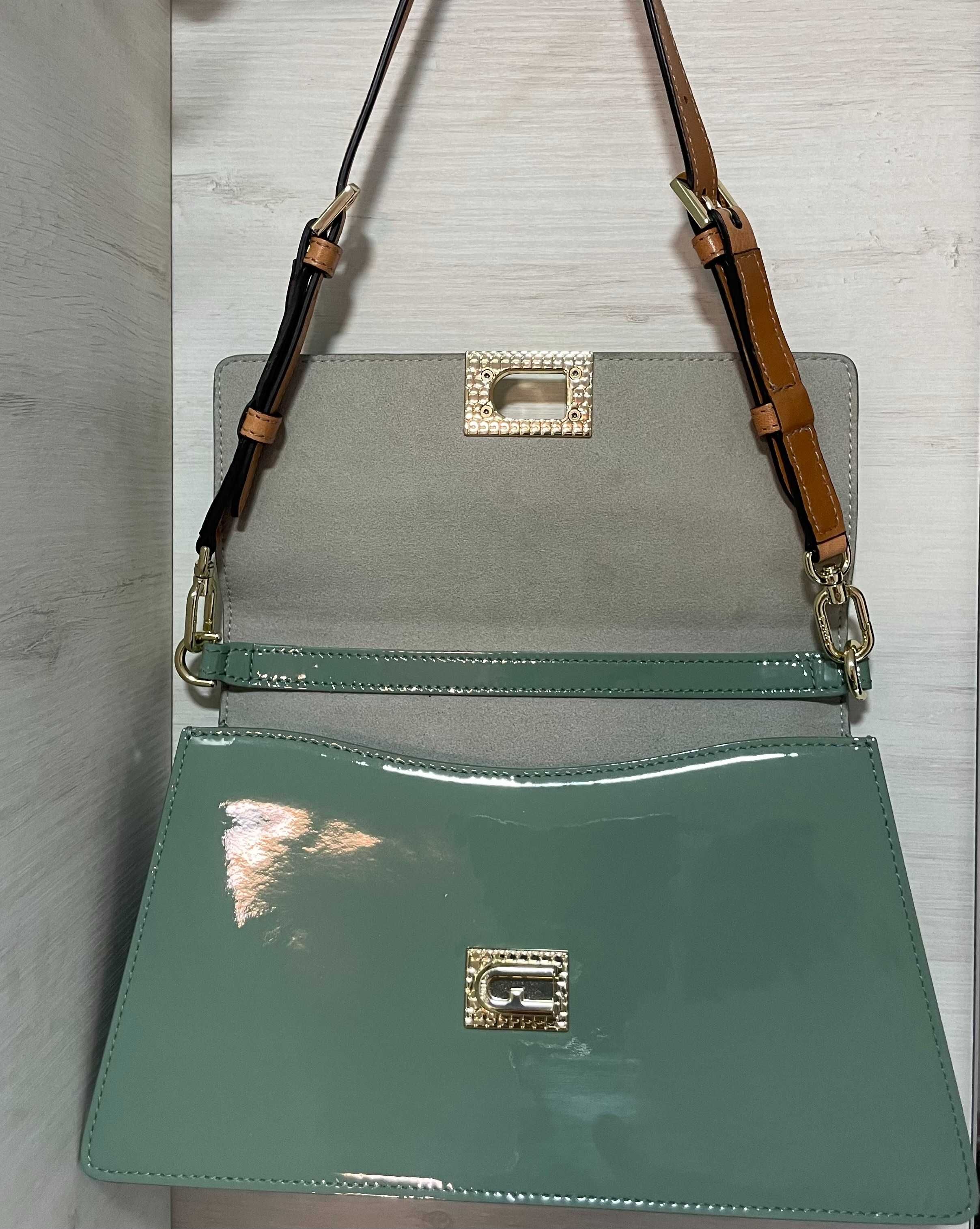 Чанта Furla Zoe S петрол лачена