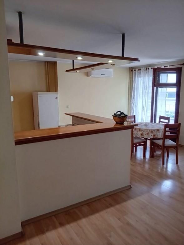 Дава се под наем Тристаен апартамент в София, Лозенец - 120 кв.м за 800 € - Снимка #3