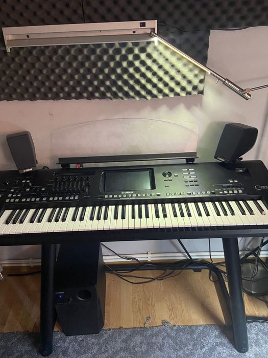 Yamaha Genos 1 impecabil!