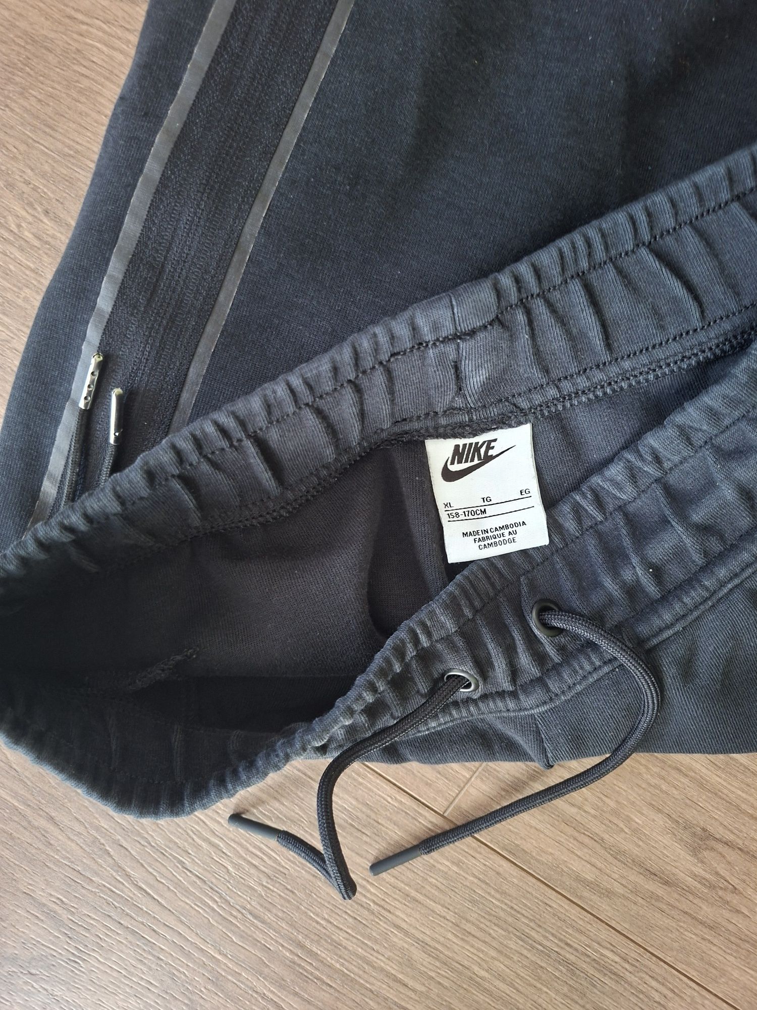 Nike оригинални! суитчър и долнище.