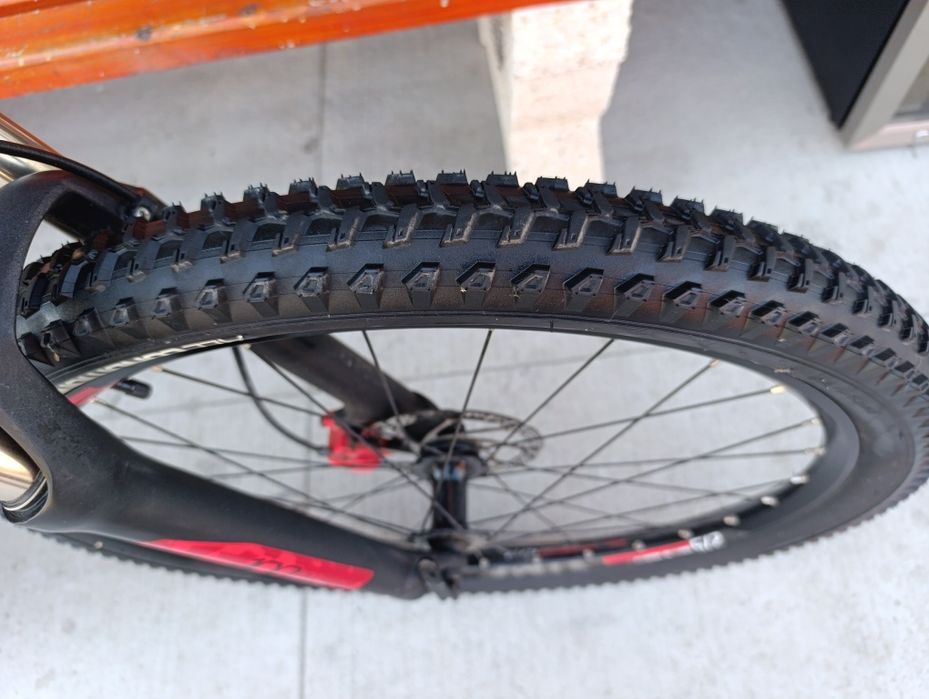 Алуминиево колело ROCKRIDER 540 27,5цола
Абсолютно всичко ра