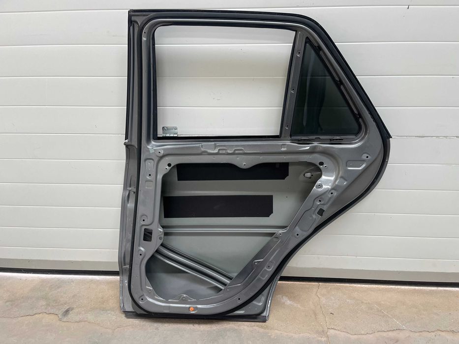 Дясна задна врата Оригинална Мерцедес-Бенц МЛ / Mercedes-Benz ML W166