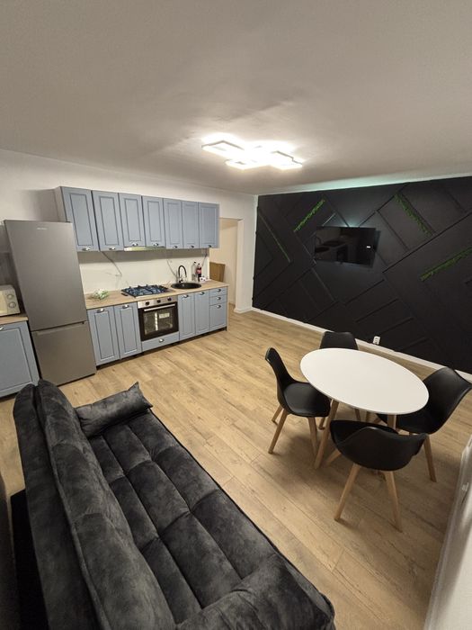 Închiriez apartament 3 camere, cartier Cireșica