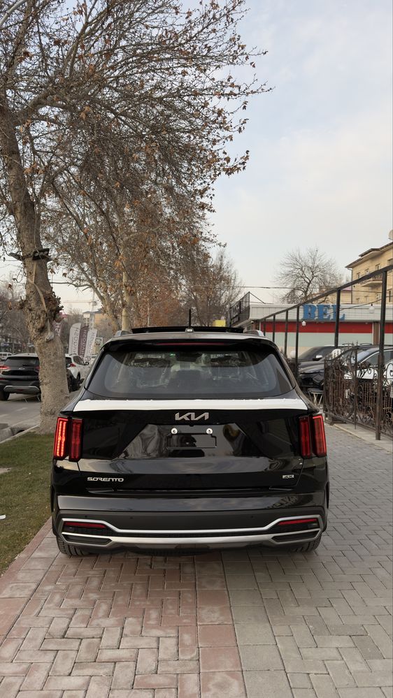 Kia sorento yangi 7 kishilik