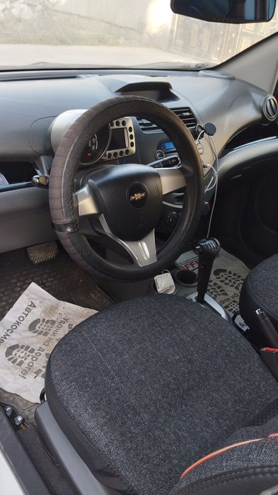 Spark  2012 avtomat  benzinda