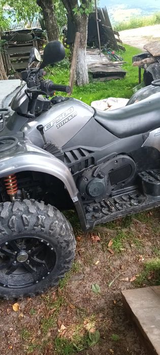 Vîd,ateveu cf moto 500aproape  nou de preferat schimb cu suzuchi vitar