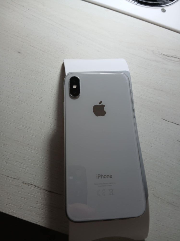 Vand iPhone X 64 GB perfect functional