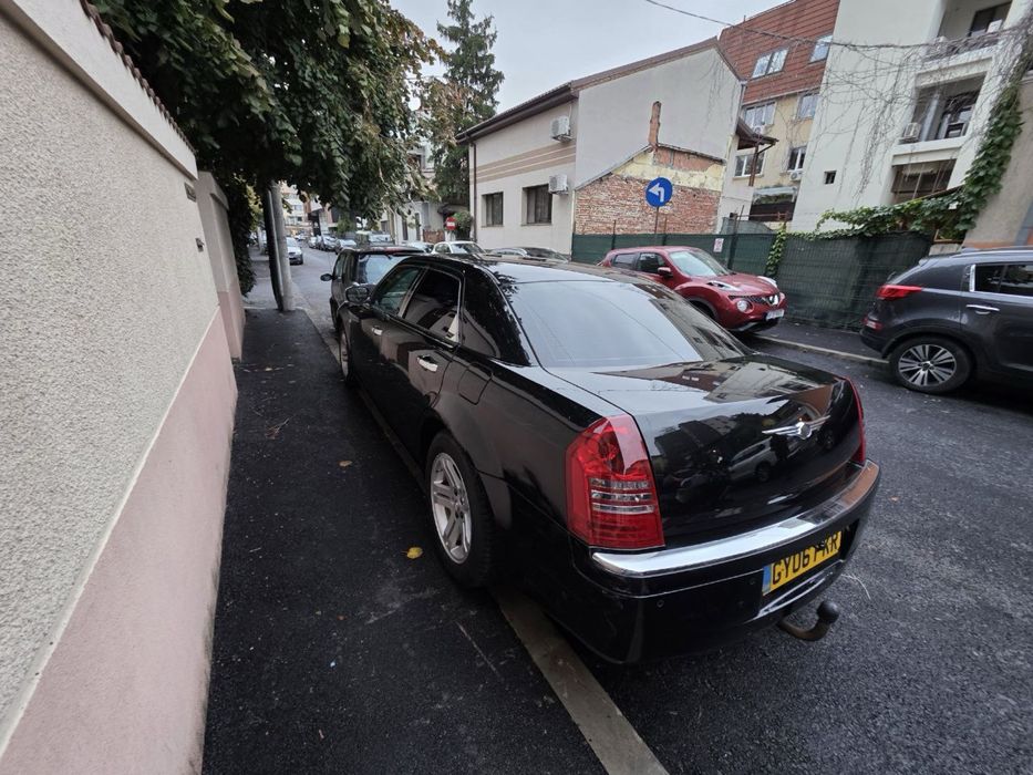 Chrysler 300C 3.0 crd V6 – An 2006, stare foarte bună!