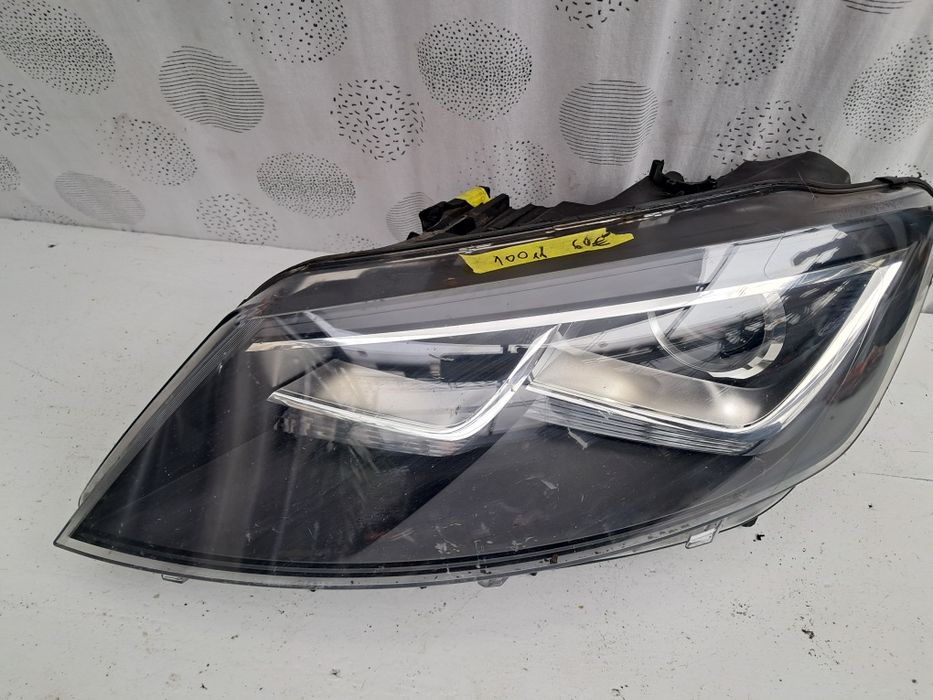 Фар Seat Alhambra