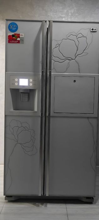 Продам Холодильник в Отличном рабочем состоянии