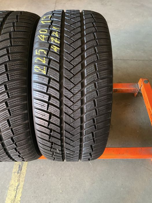 Anvelope iarna 225/40/19 Vredestein Wintrac Pro 225 40 19 R19