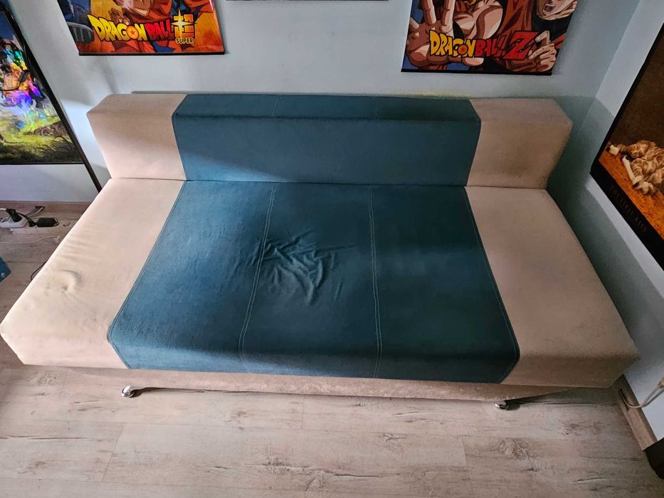 Vand canapea folosita, cu dimensiunea de 80x190 cm