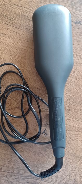 Електрическа четка за изправяне на Ремингтън