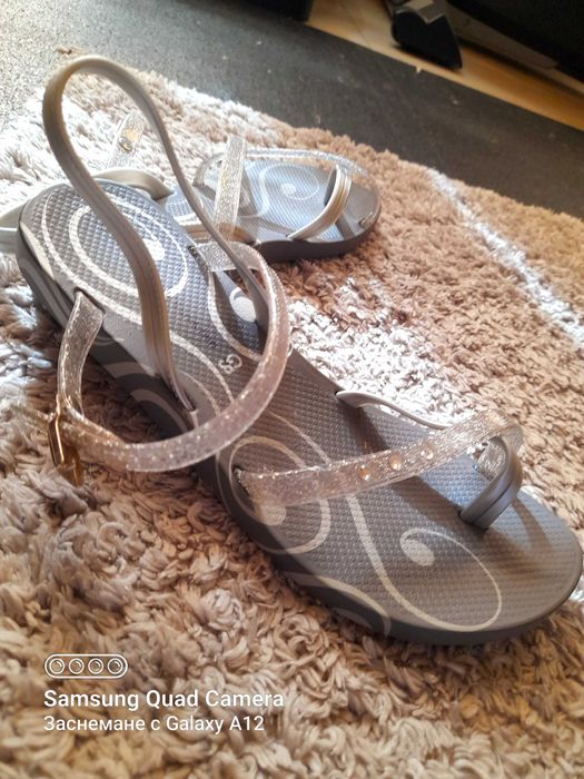 Сандалки тип палци