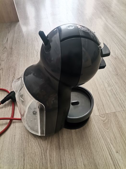 Кафемашина долче густо