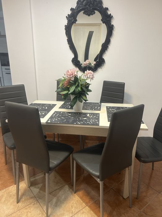 Vand masa extensibila   Cu 6 scaune