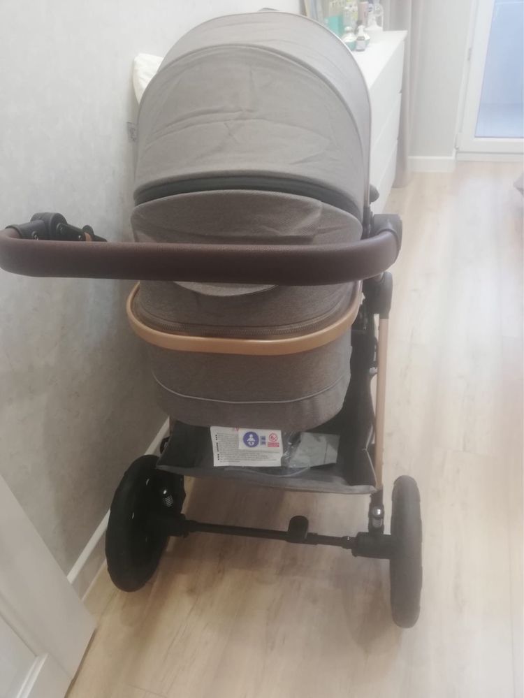 Продам коляску детскую