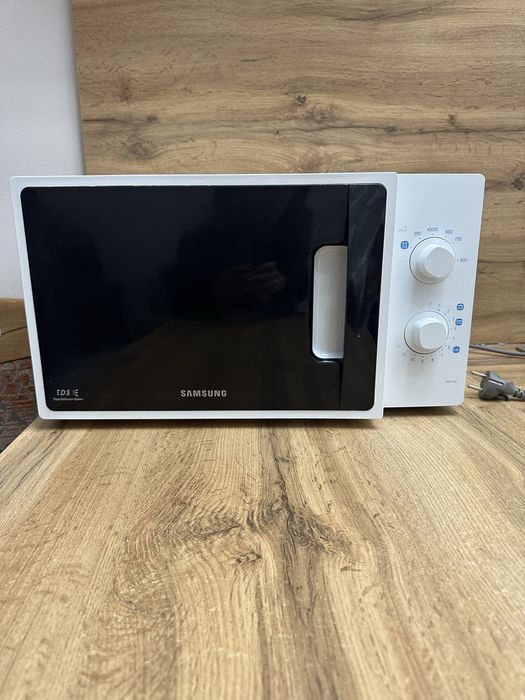 Микроволновая печь