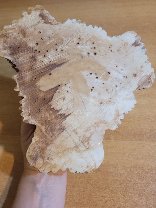 Vând scrumieră triunghiulara asiatica