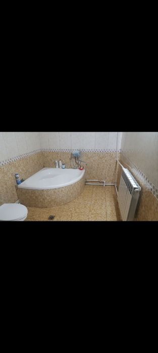 Ijaraga Yotoqxona oilaga yoki kunlik komnata xona ijaraga beriladi