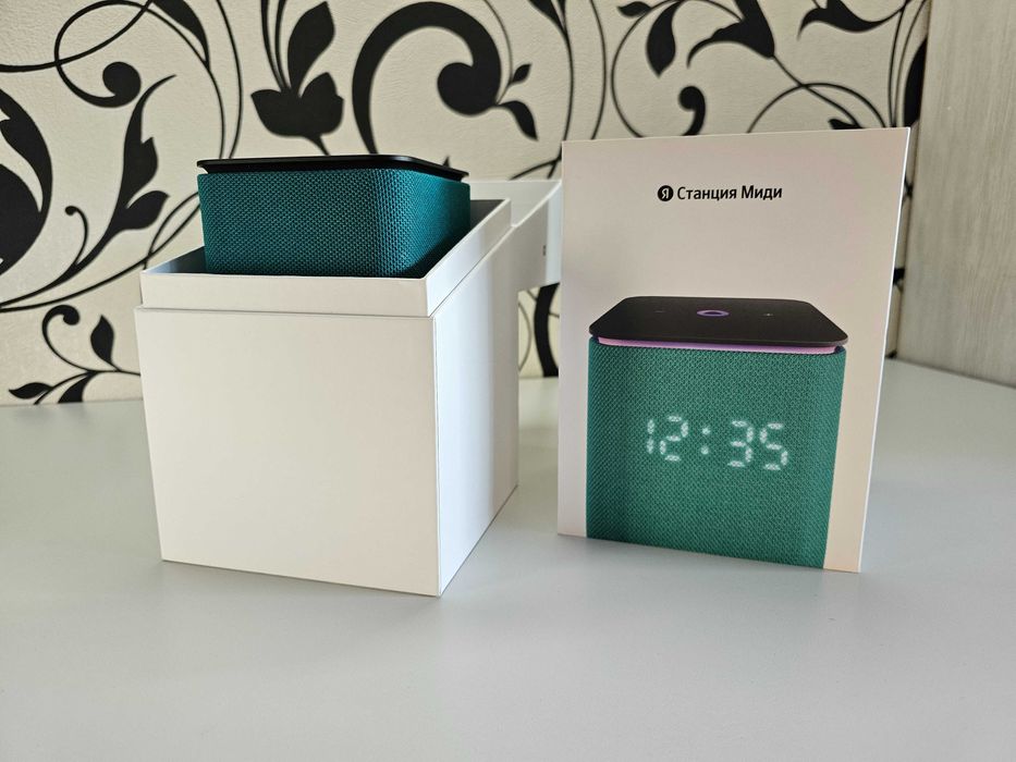 ПРОДАМ Яндекс Станция Миди с Алисой 24Вт / Состояние НОВОЕ