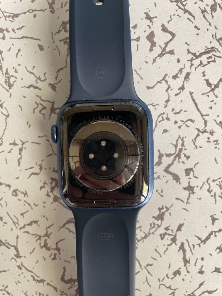 Iphone  watch 7  45mm ёмкость 86%