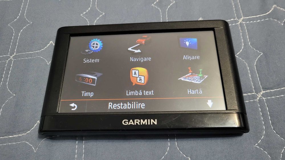 GARMIN GPS Nuvi 52 fuctional se  vinde fara accesori 70 Lei