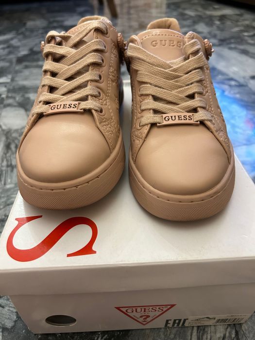 Дамски Кецове Guess