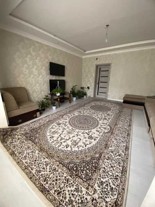 Mirzo Ulugbekda 3 xonali kvartira, 1-liniya, metro yaqin, qulay narxda