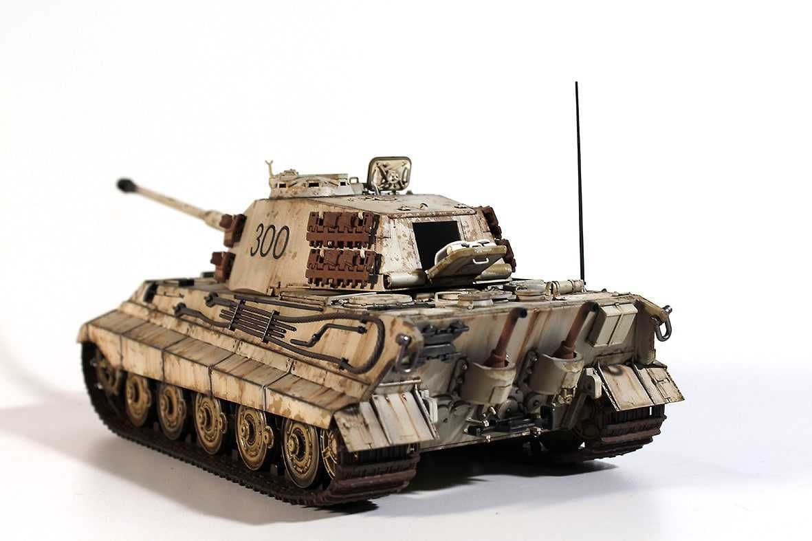 Сборная модель танка «Короле́вский тигр» (ICM, 1/35)