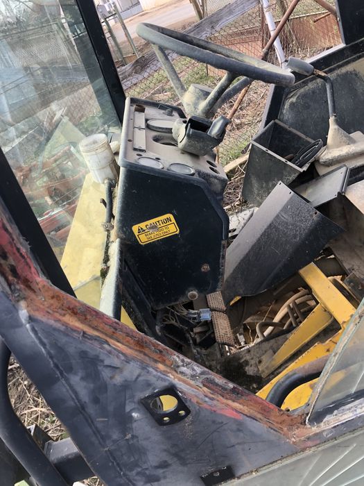 Piesa pentru buldoexcavator Masey ferguson