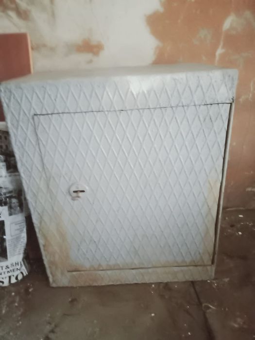 Продам сейф     продам сейф