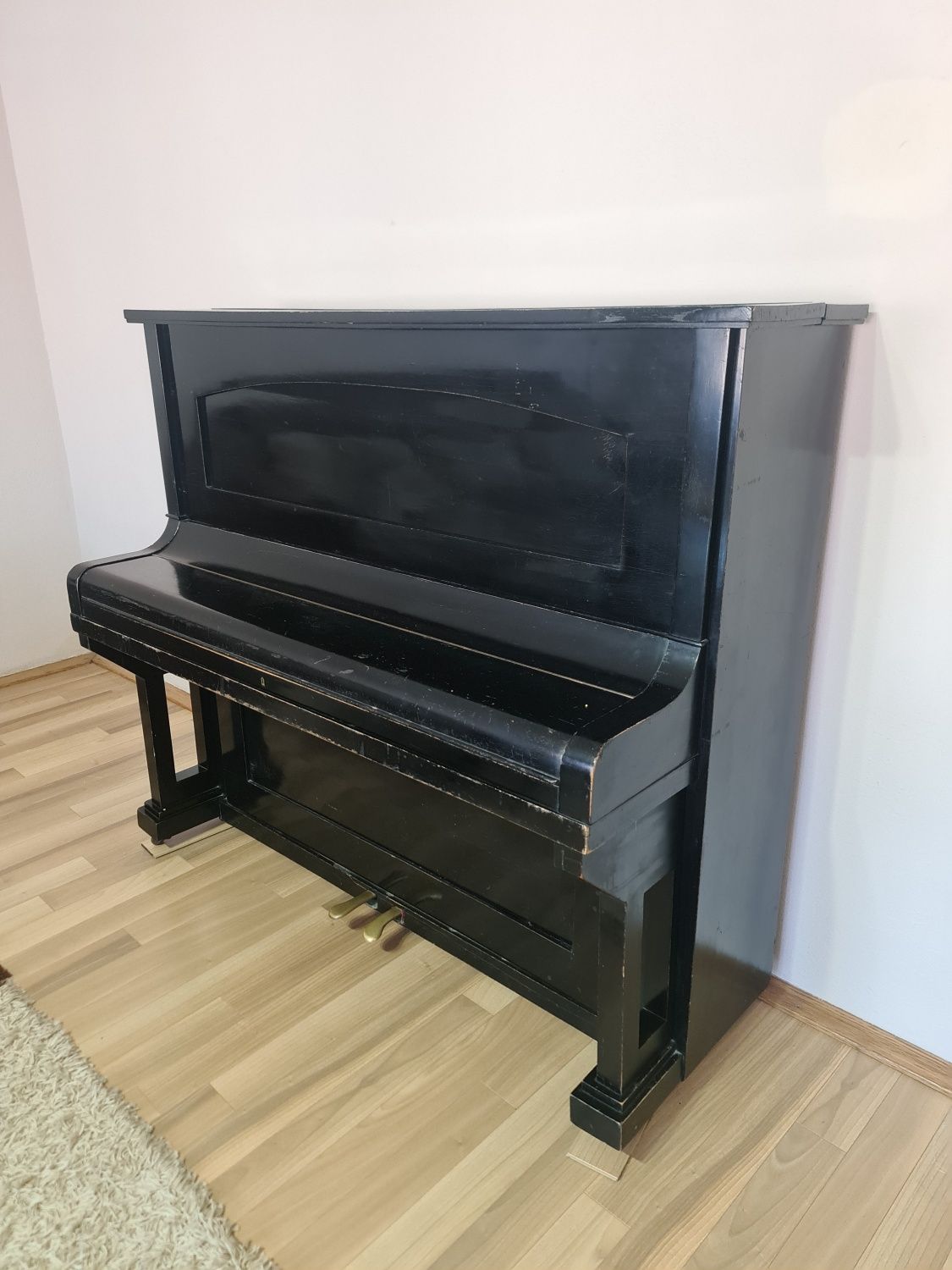 Pianina Carl H. Hintze