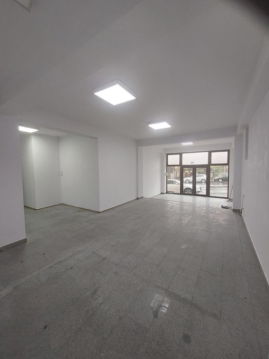 Spatiu comercial birou parter stradal