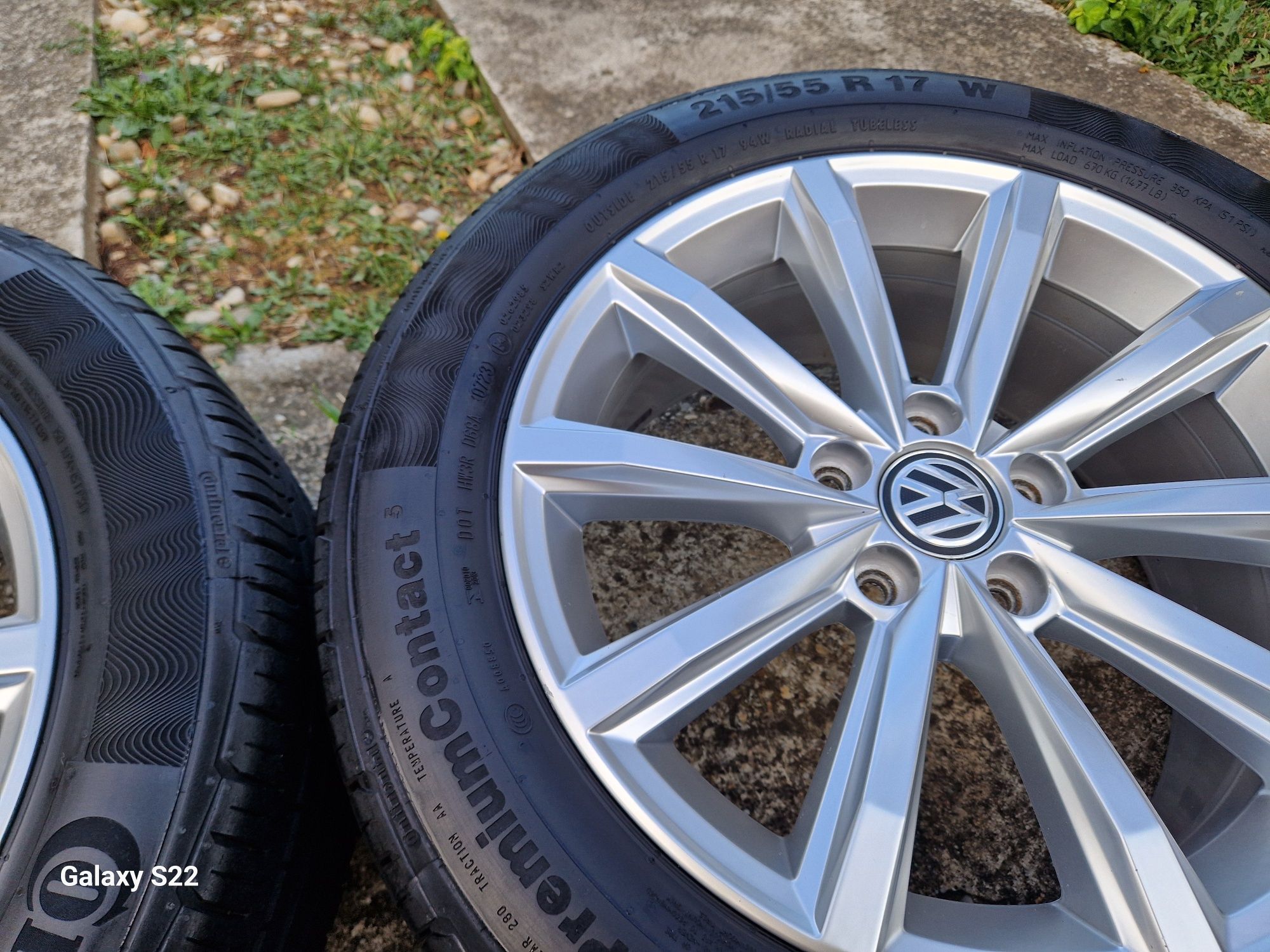 Jante London Vw Passat B8 anvelope relativ noi Continental 215 55 17