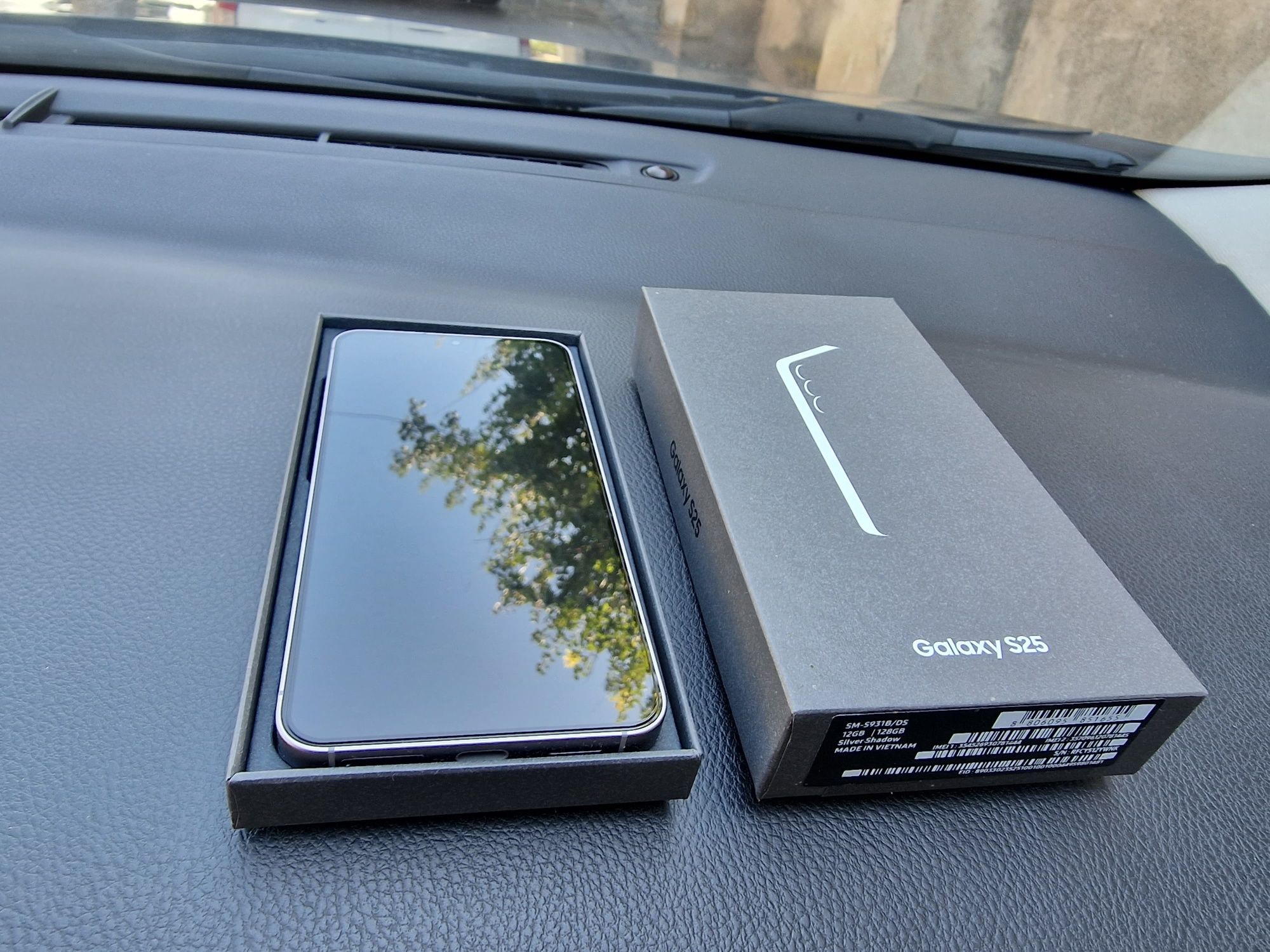 SAMSUNG GALAXY S25 128GB impecabil 10/10 Neverloked