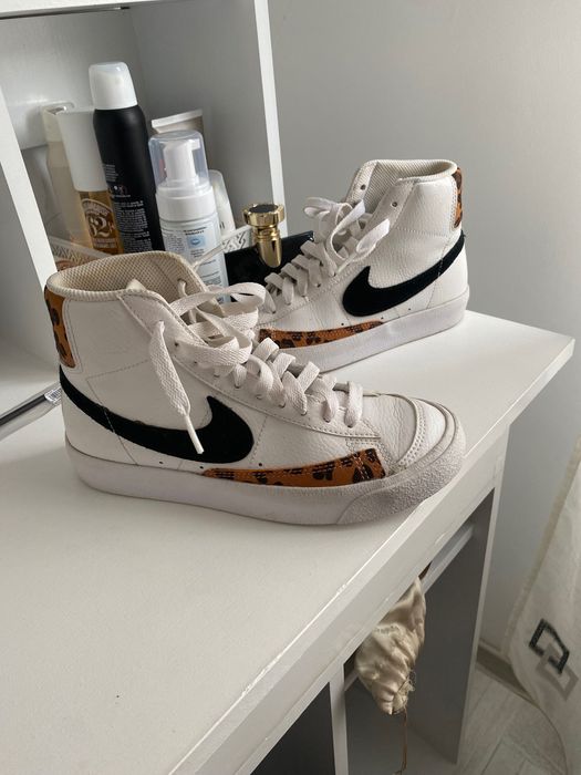 Adidasi nike blazer 36