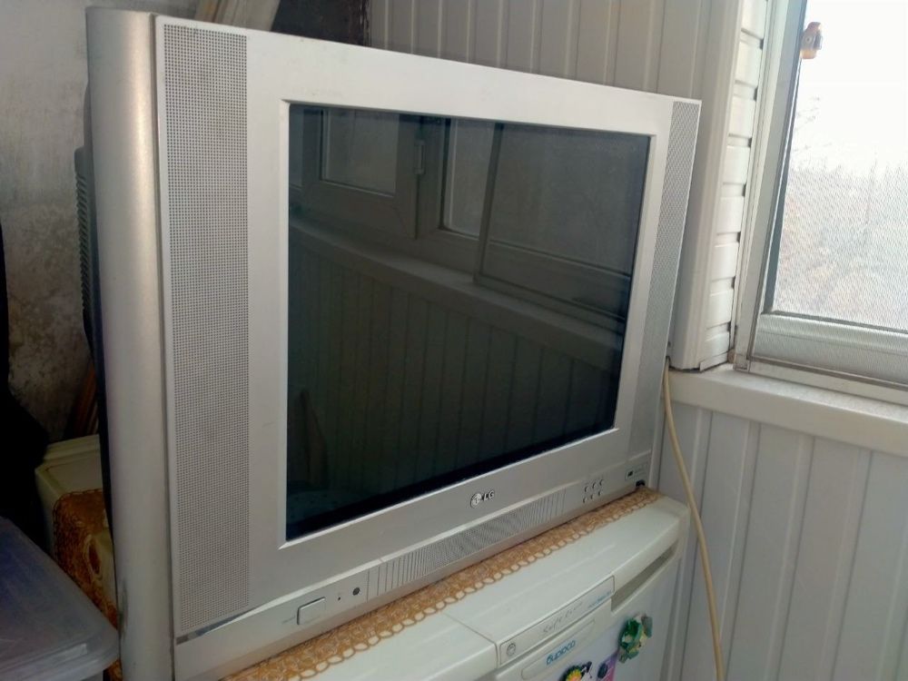 Телевизор LG 2000-х