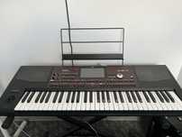 Korg pa700 cu set