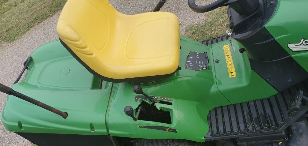 Трактор косачка JOHN DEERE-LR 155