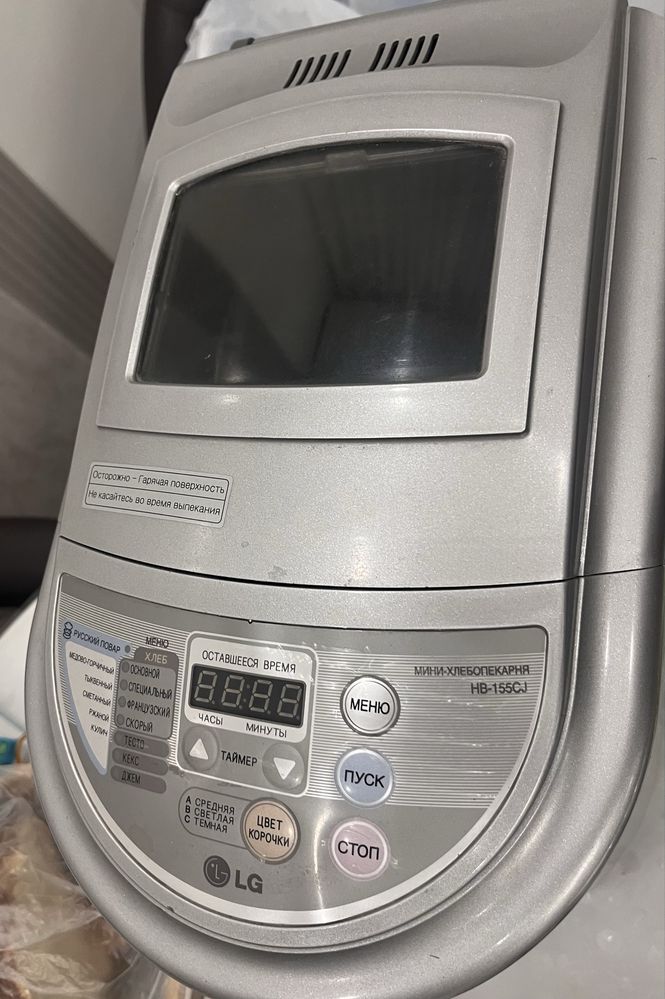 Продам хлебопечку