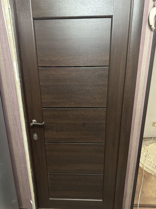 Продам двери межкомнатные в отличном состоянии