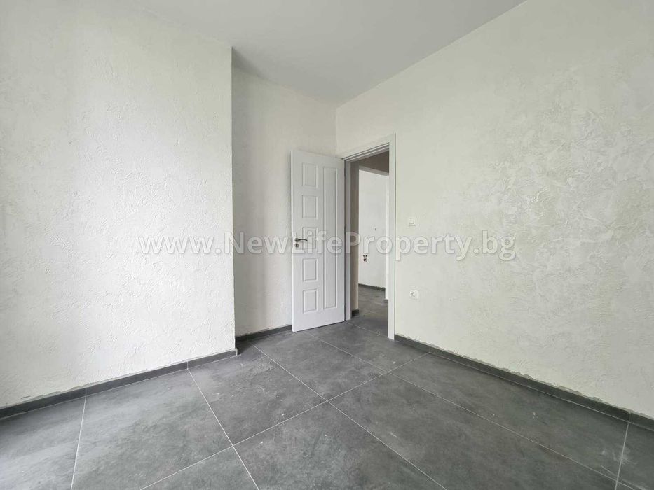 Продава се Двустаен апартамент в к.к. Слънчев бряг - 64 кв.м за 1313 €/кв.м - Снимка #12