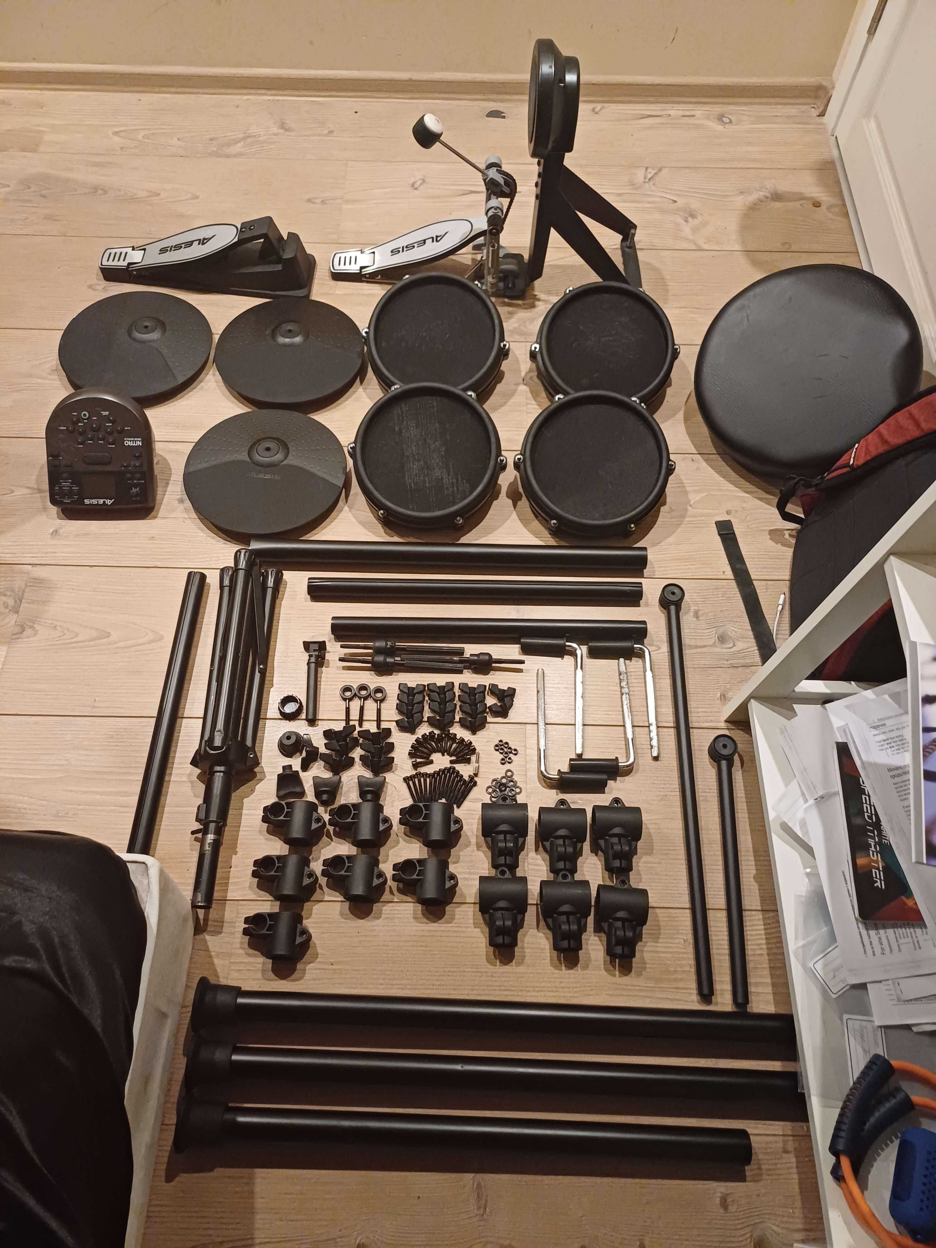 Alesis Nitro Mesh Kit Black Комплект електронни барабани